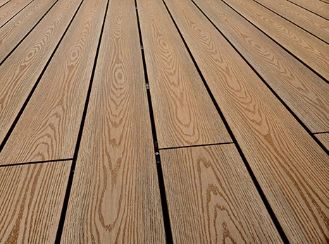 Cost Comparison: Composite Decking vs. Wood Decking