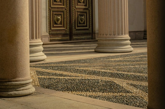 1763112953203349.webp stone decking.webp