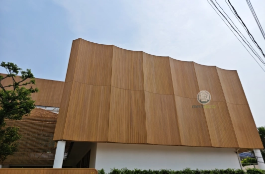 1764927590959165.webp composite wood